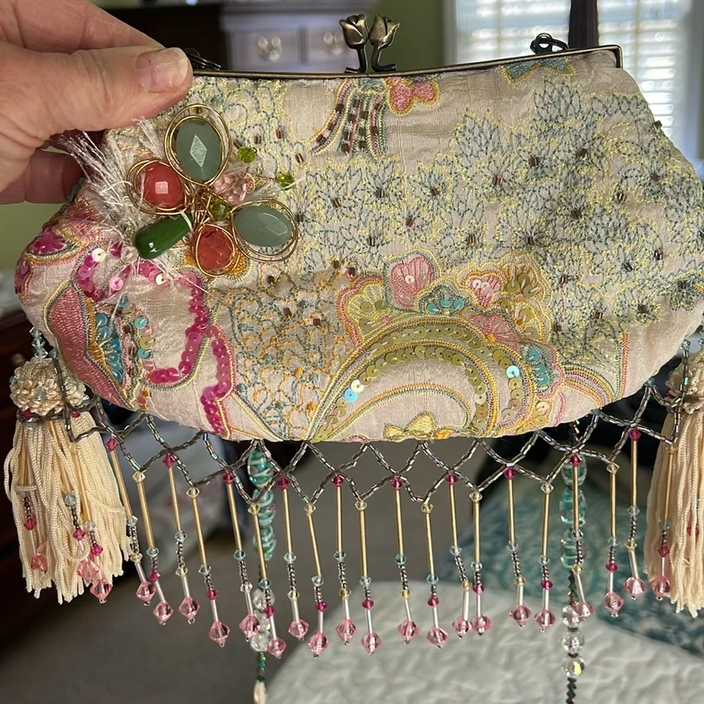 Vintage Mary Frances Designer Hand Stitched Purse. One of a kind. Never used. - Picture 1 of 11
